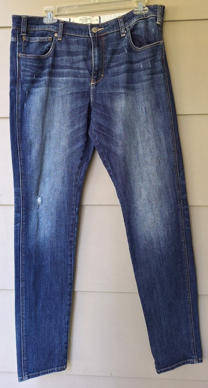 Abercrombie & Fitch Women's Blue Distressed Jeans High rise, tapered skinny 10